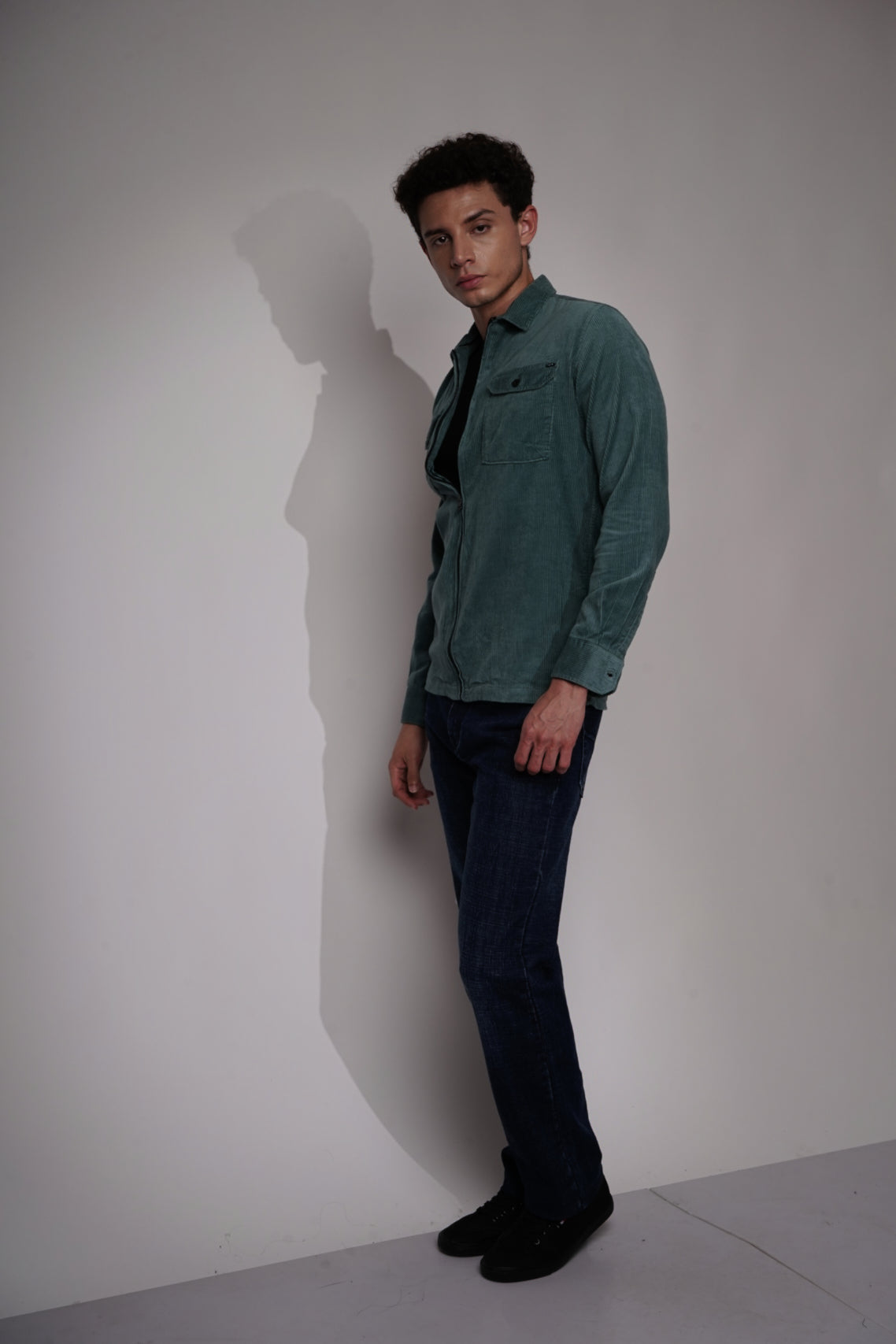 CORDUROY ZIP-UP OVERSHIRT